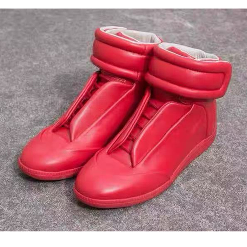Women Futuristic Slip On High  - Leather Sneaker Care Kit 评论和价格